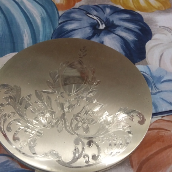 Elgin American Compact - Picture 1 of 3